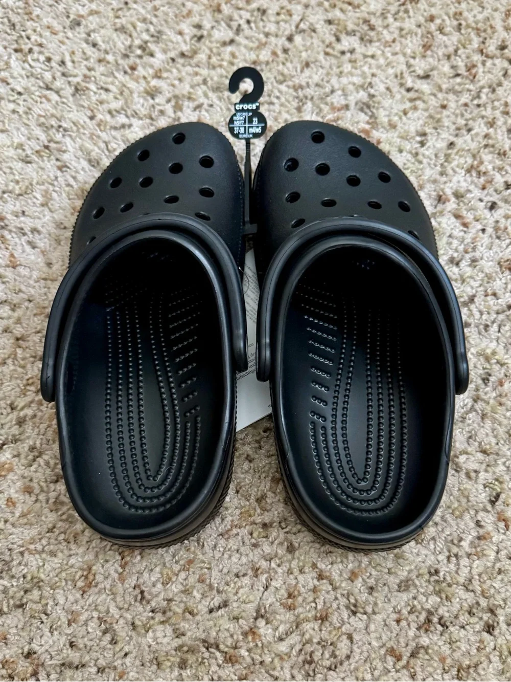 CROCS Classic Clog - Black - Picture 2 of 6